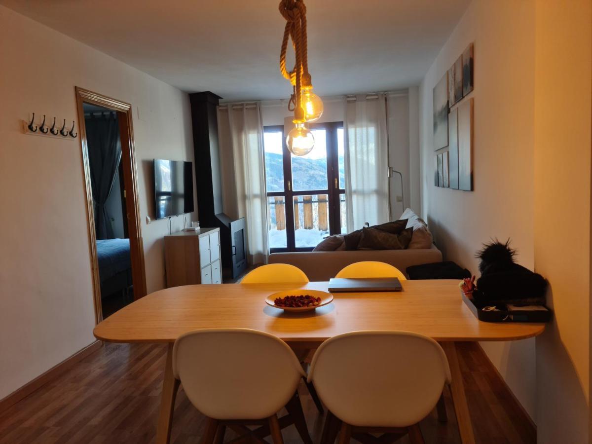 Apartamento Tuhogarencerler Taquilla Parking En Pistas Exterior foto