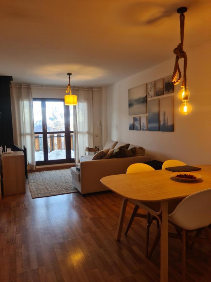 Apartamento Tuhogarencerler Taquilla Parking En Pistas Exterior foto