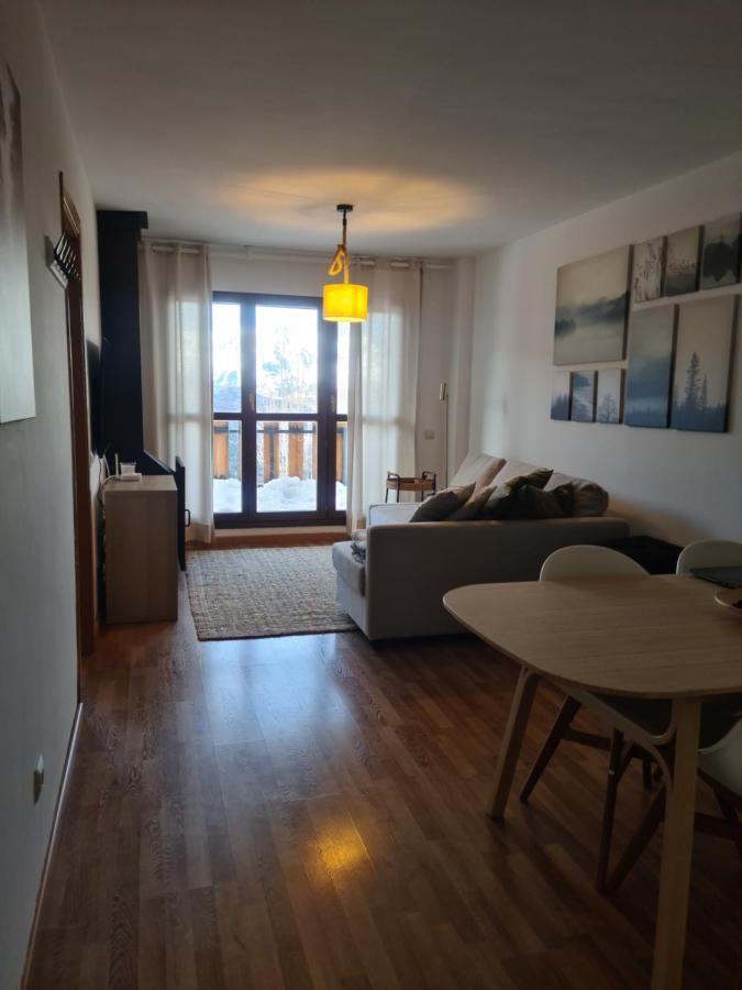 Apartamento Tuhogarencerler Taquilla Parking En Pistas Exterior foto